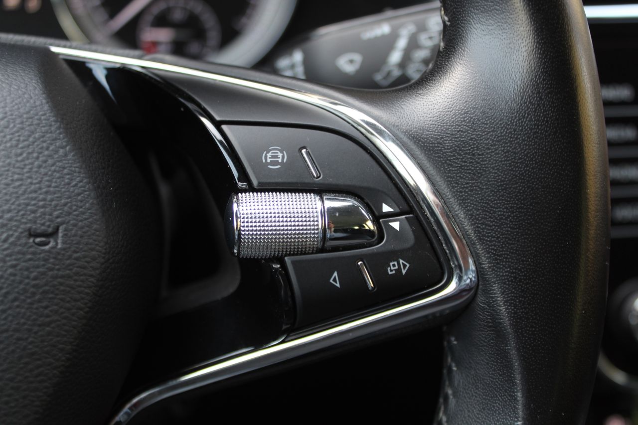 Foto Skoda Superb 13