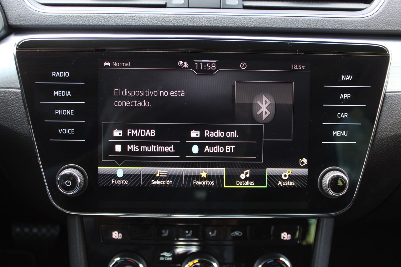 Foto Skoda Superb 20
