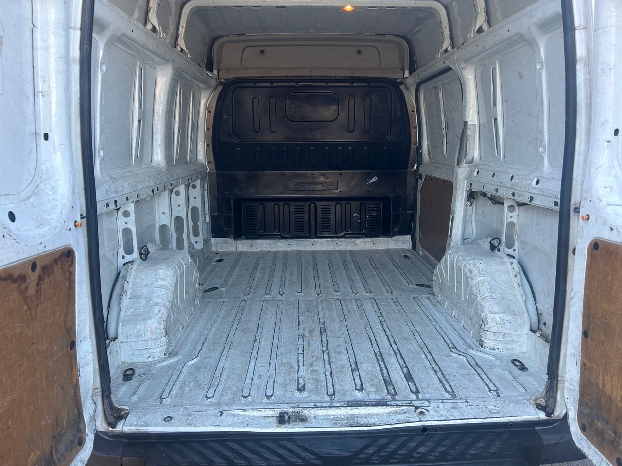 Foto Ford Transit  Courier 18