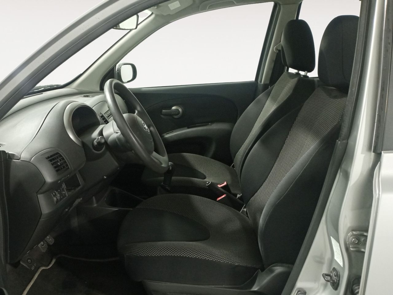 Foto Nissan Micra 8