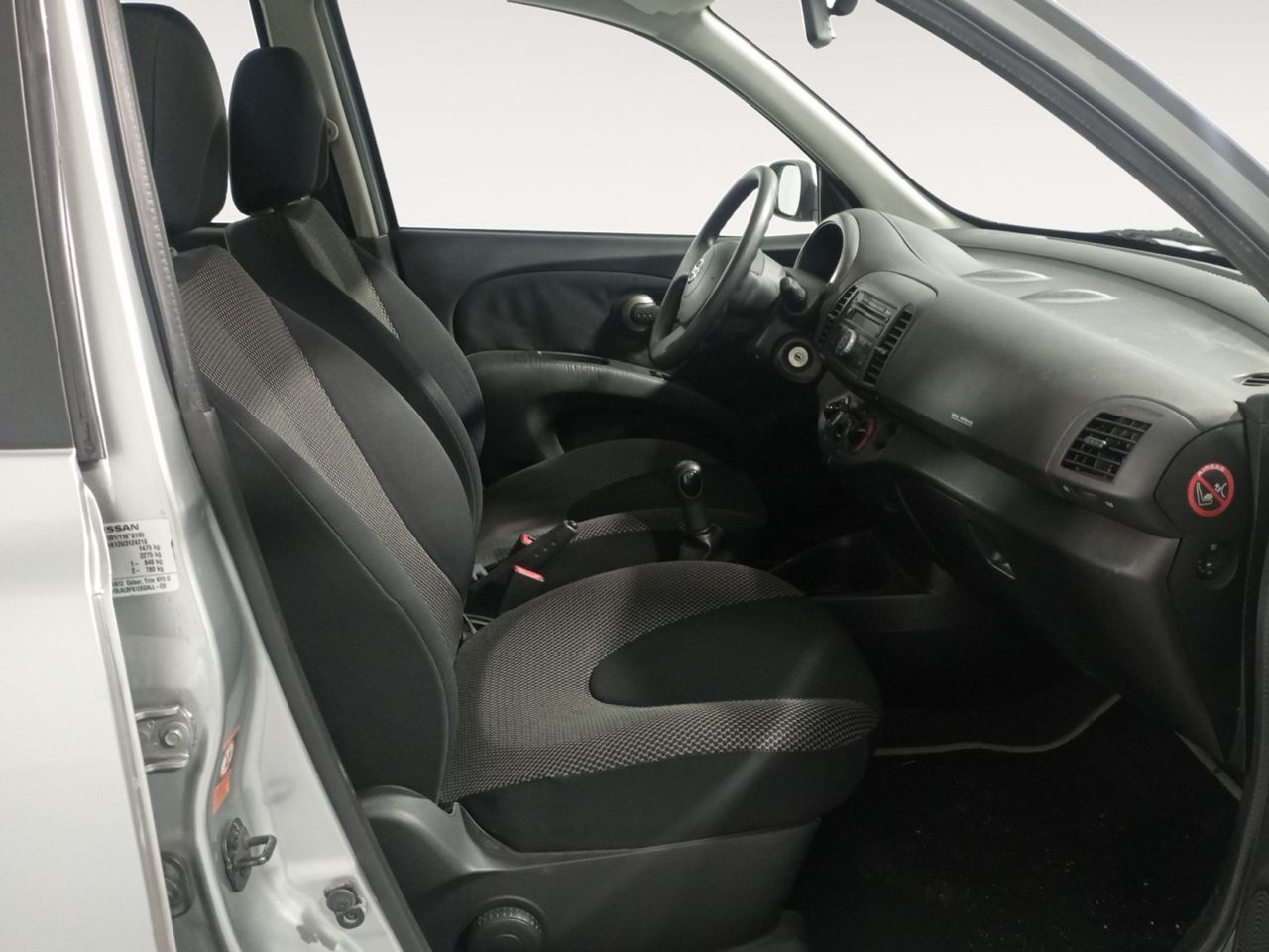 Foto Nissan Micra 10