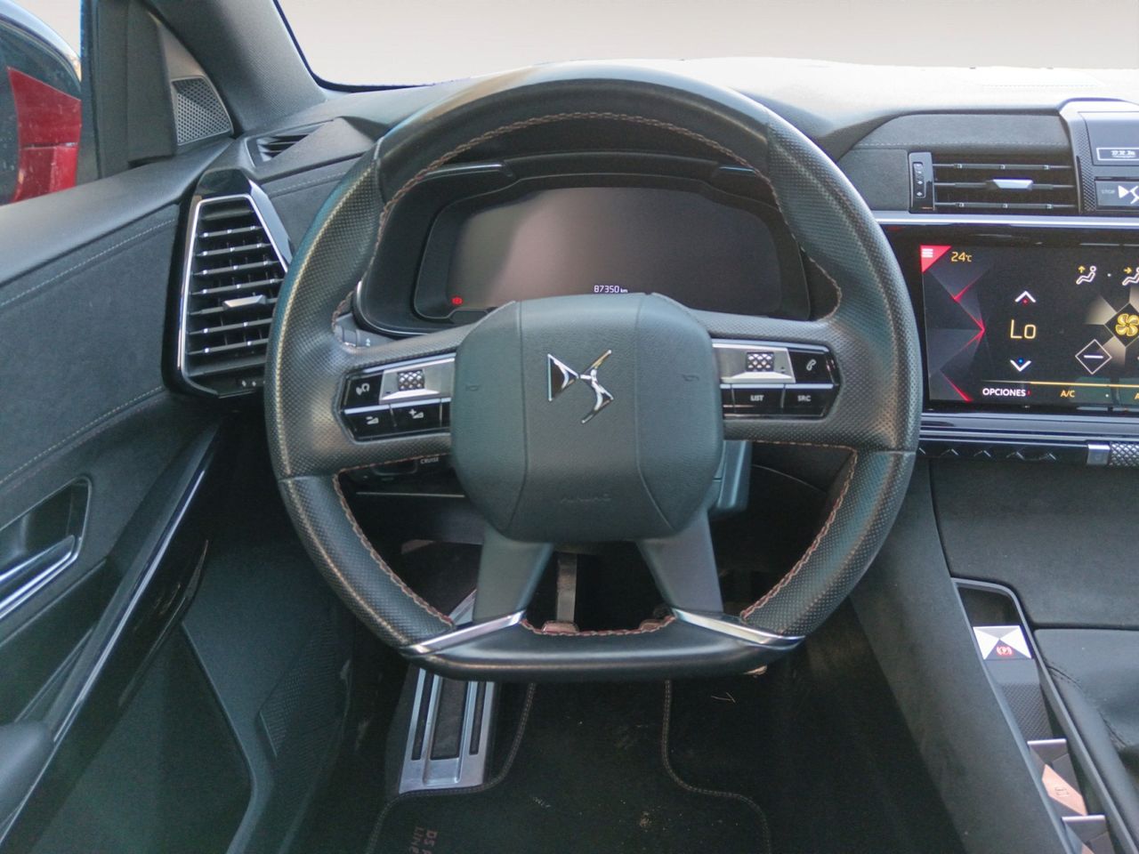 Foto DS Automobiles DS 7 7