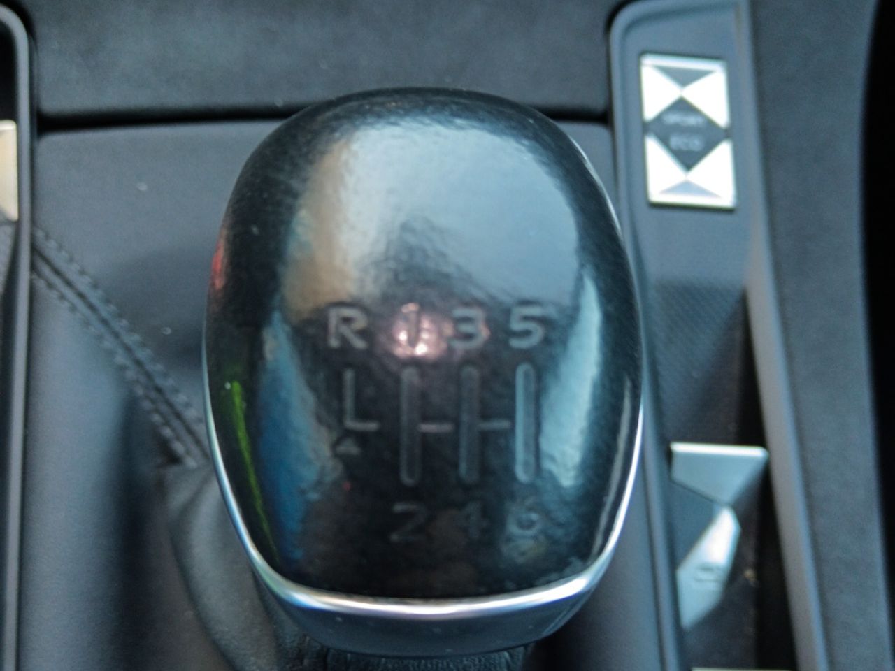 Foto DS Automobiles DS 7 12