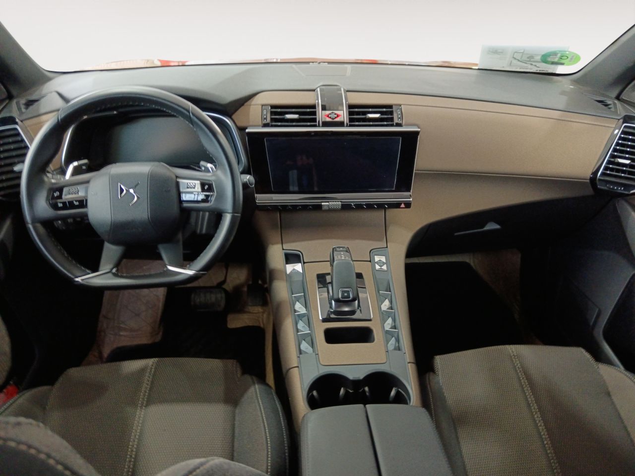 Foto DS Automobiles DS 7 6