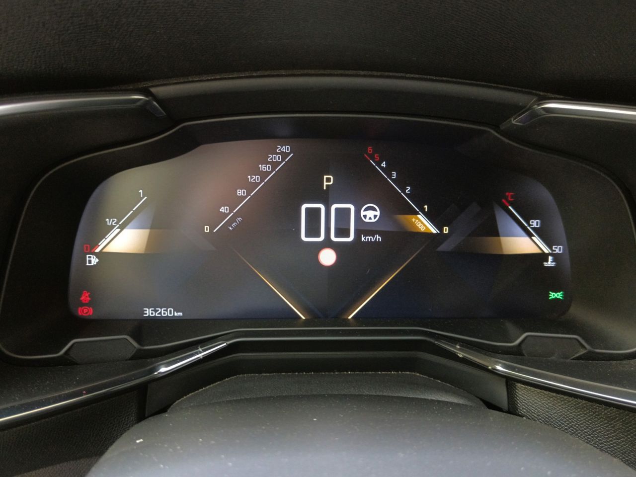 Foto DS Automobiles DS 7 13