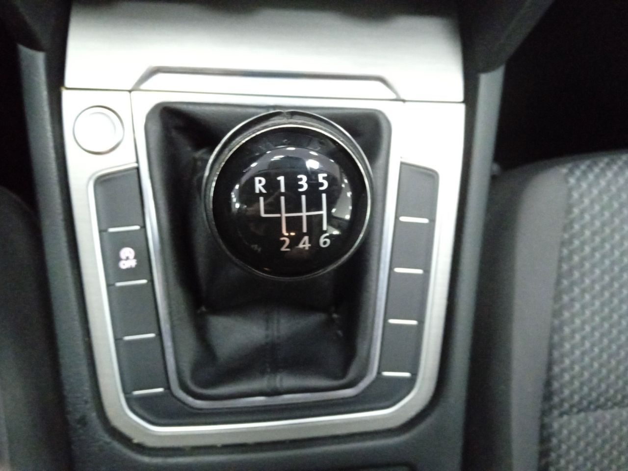 Foto Volkswagen Passat 12