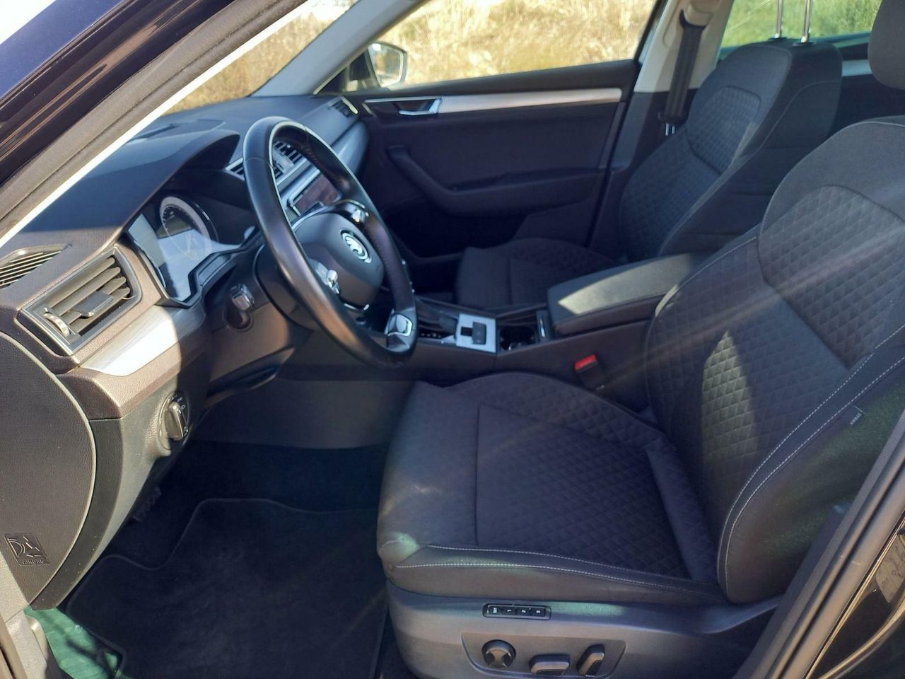 Foto Skoda Superb 22