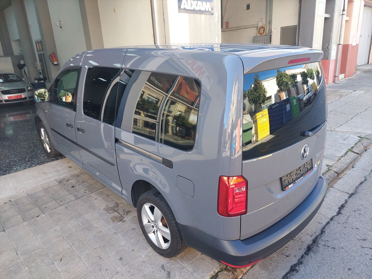 Foto Volkswagen Caddy 76
