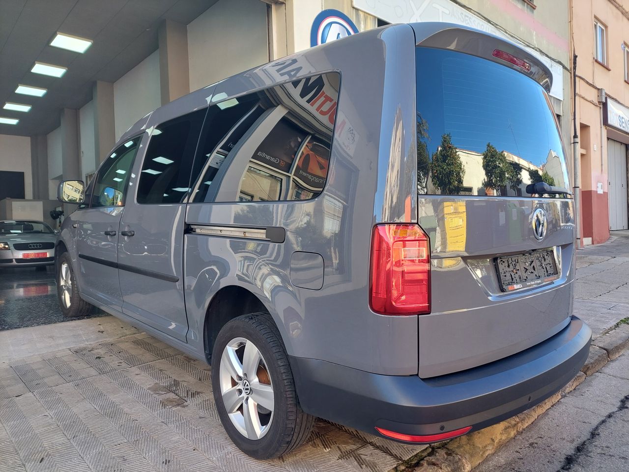 Foto Volkswagen Caddy 77