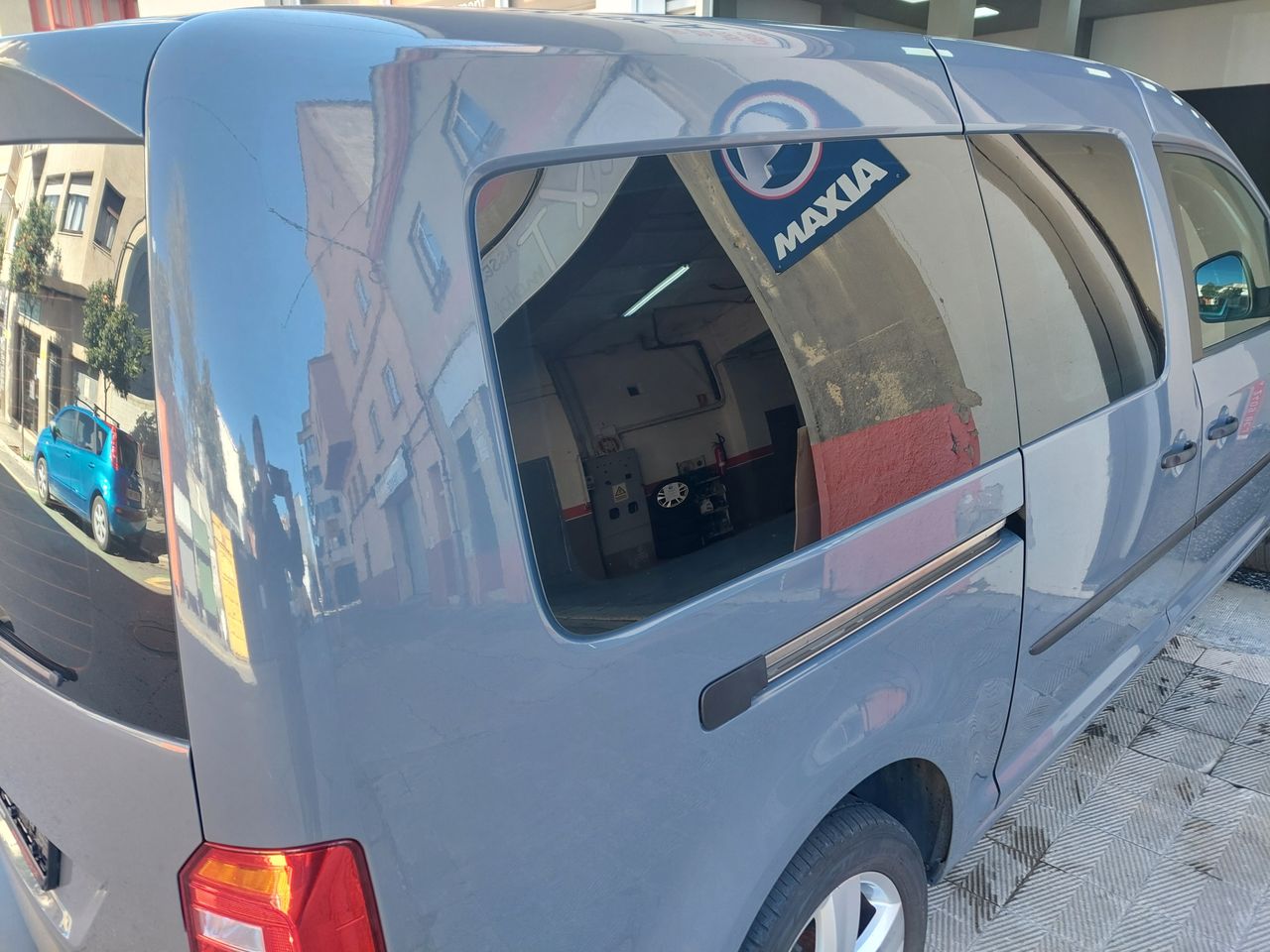 Foto Volkswagen Caddy 87