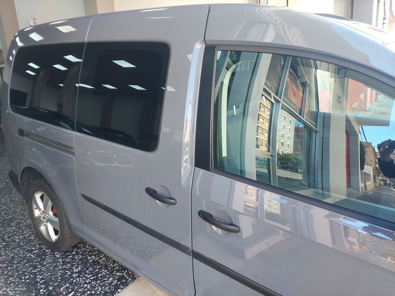 Foto Volkswagen Caddy 64
