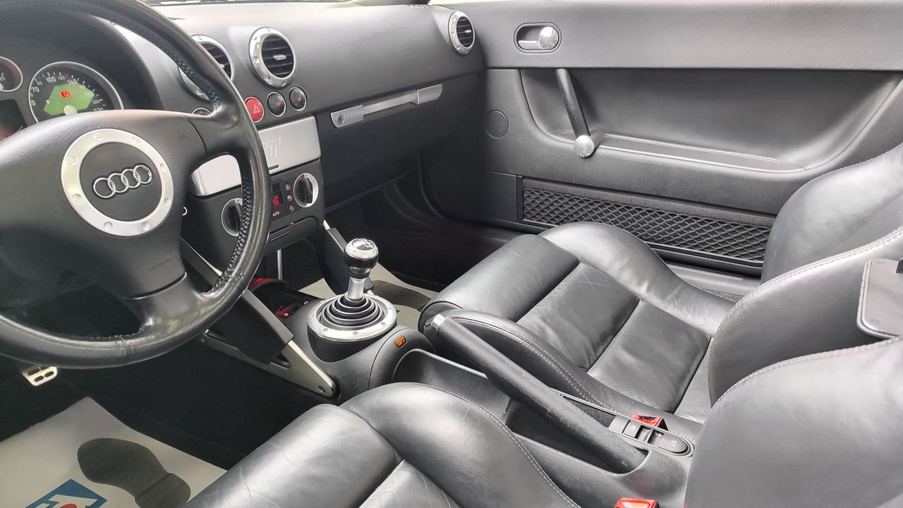 Foto Audi TT 12