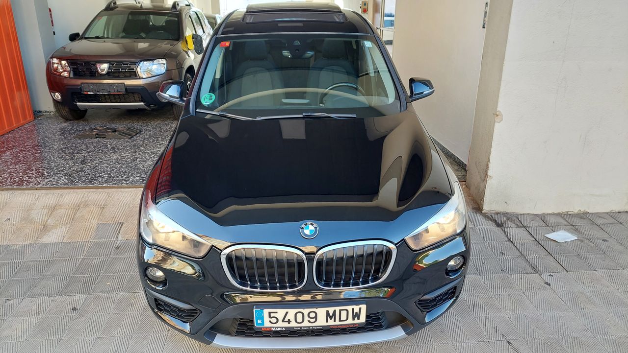 Foto BMW X1 16