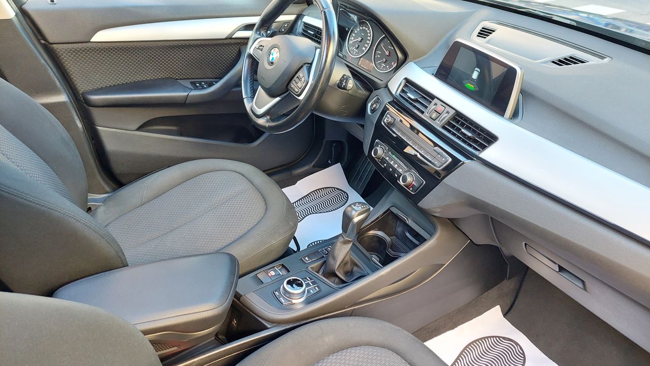 Foto BMW X1 32