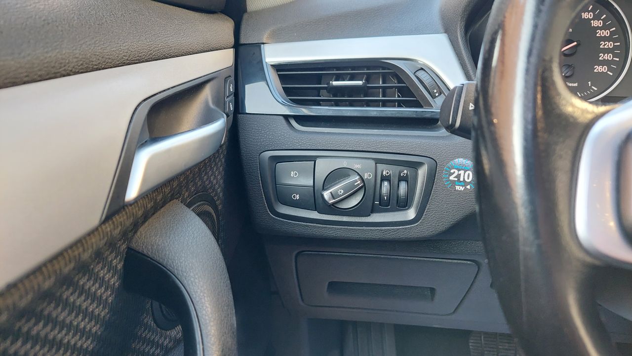 Foto BMW X1 48
