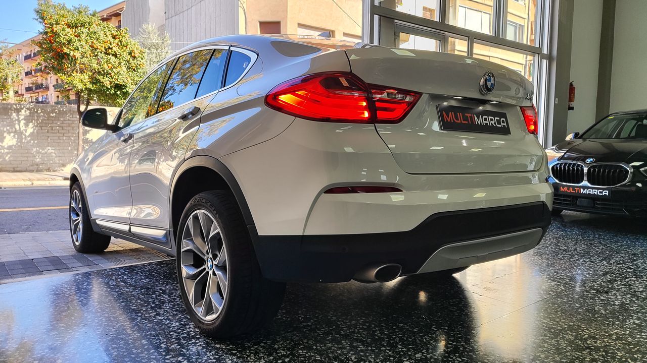 Foto BMW X4 3