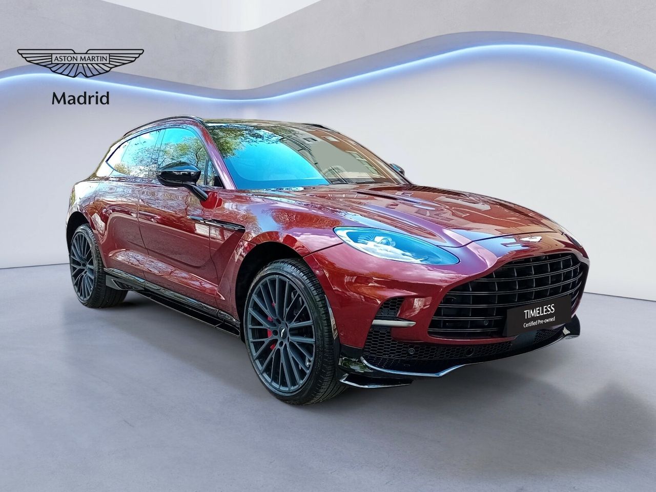 Foto Aston martin DBX 1