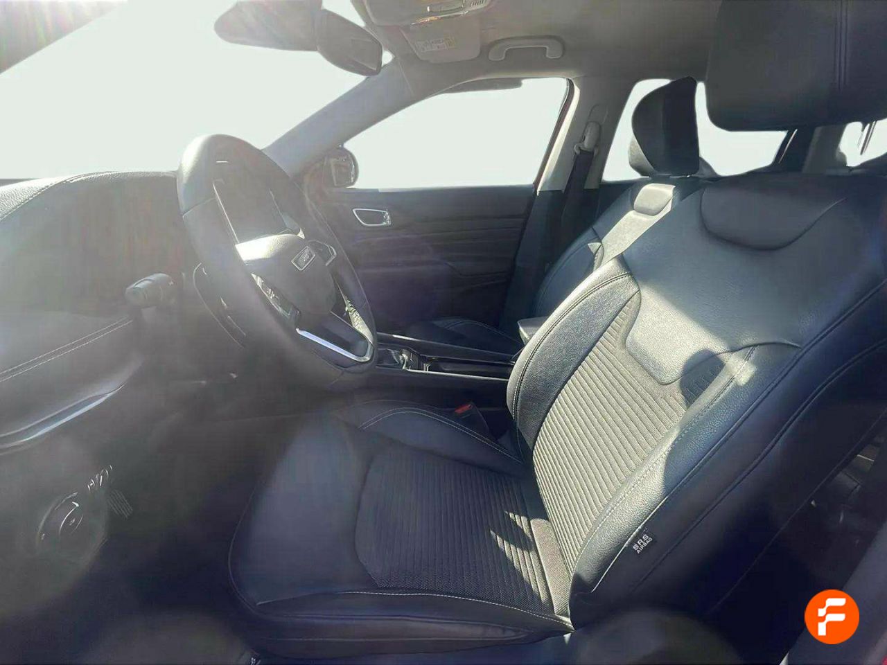 Foto Jeep Compass 14