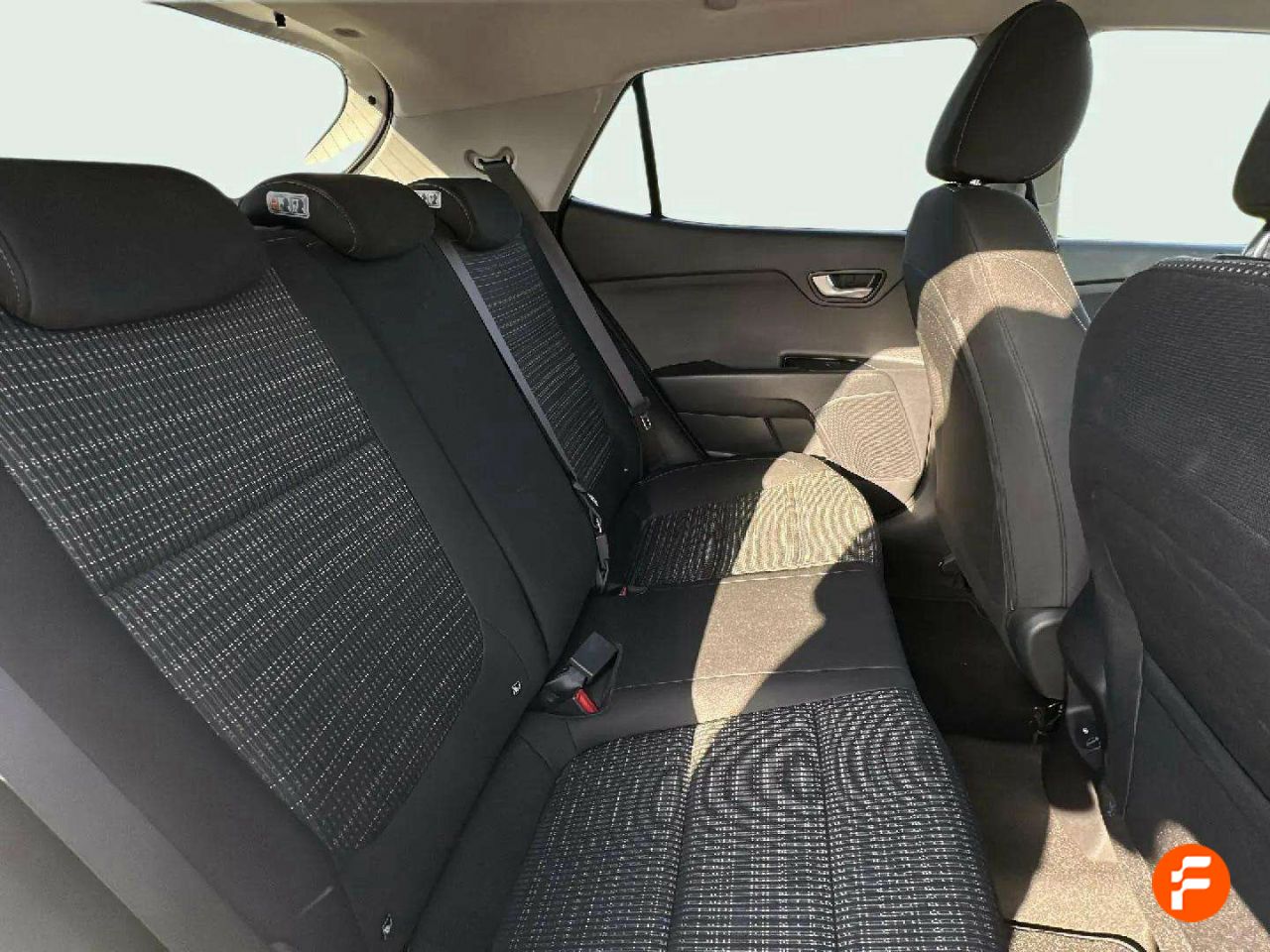 Foto Kia Stonic 20