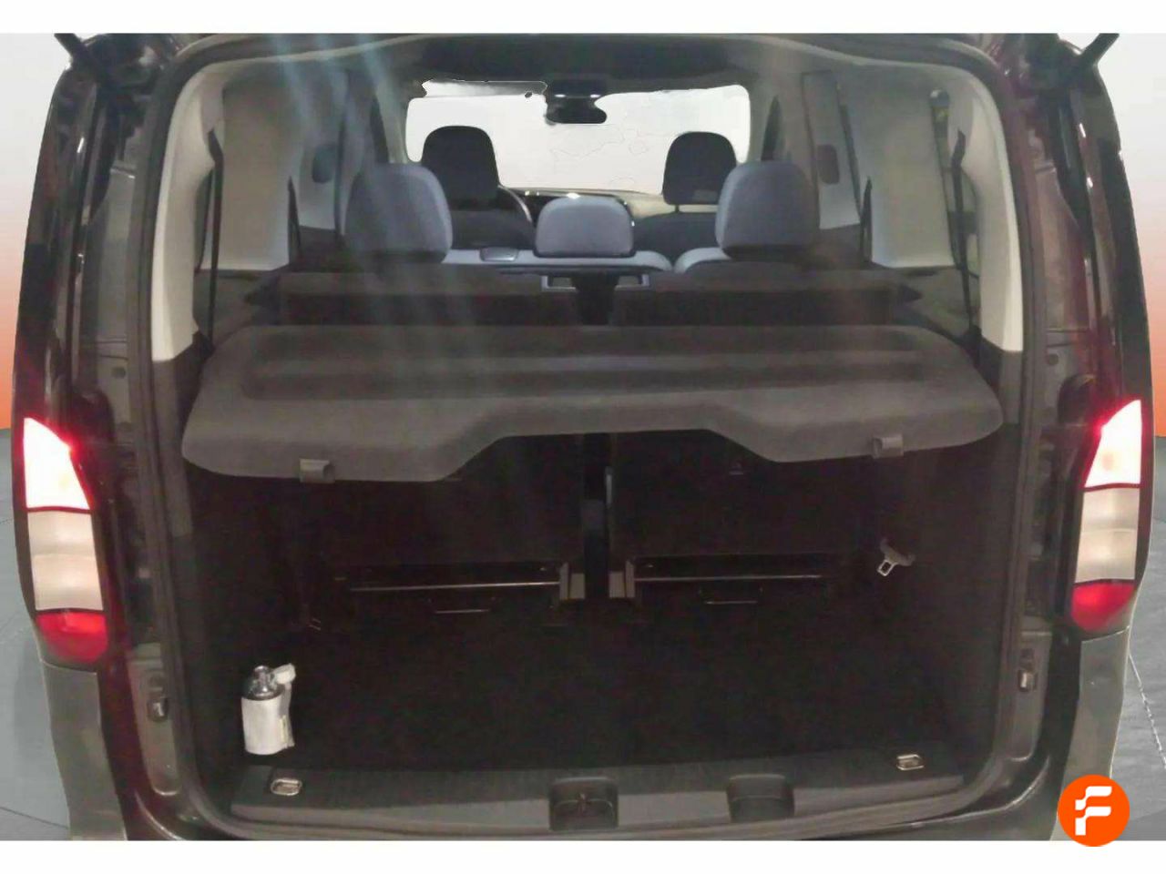 Foto Ford Tourneo Connect 17