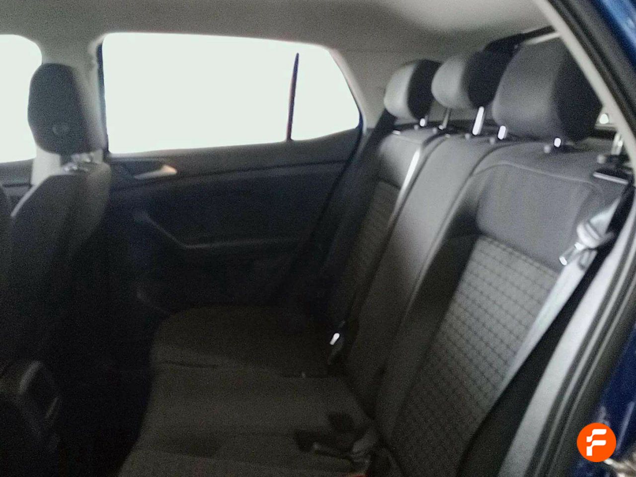 Foto Volkswagen T-Cross 10