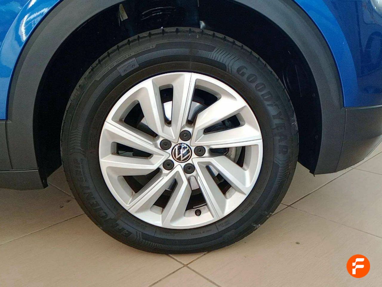 Foto Volkswagen T-Cross 16