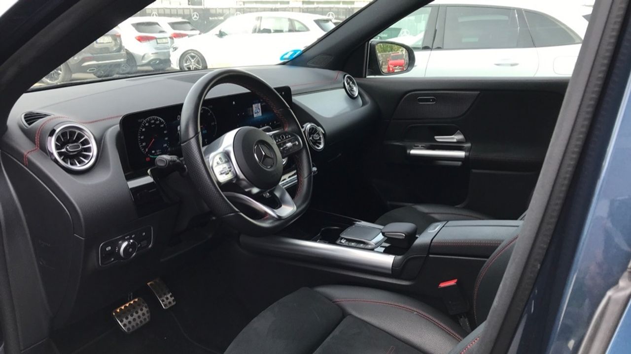 Foto Mercedes-Benz EQA 6