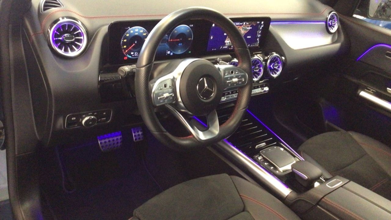 Foto Mercedes-Benz EQA 6