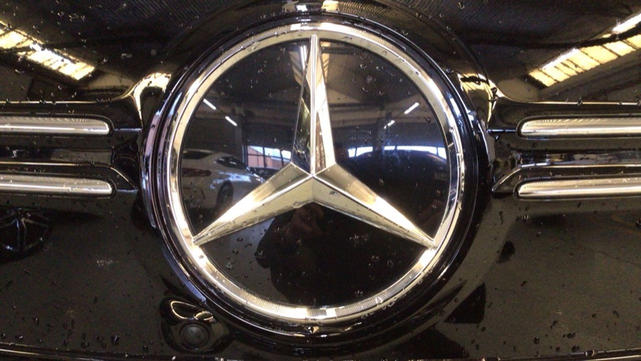 Foto Mercedes-Benz EQA 14