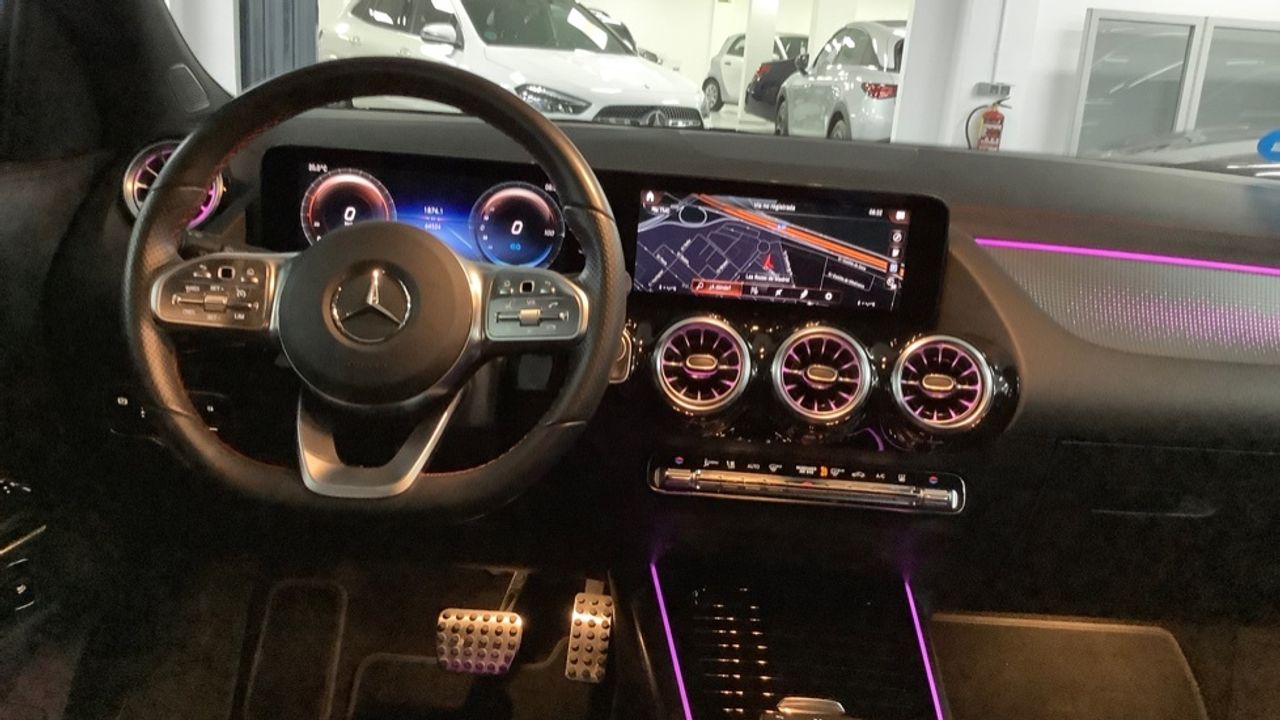 Foto Mercedes-Benz EQA 9