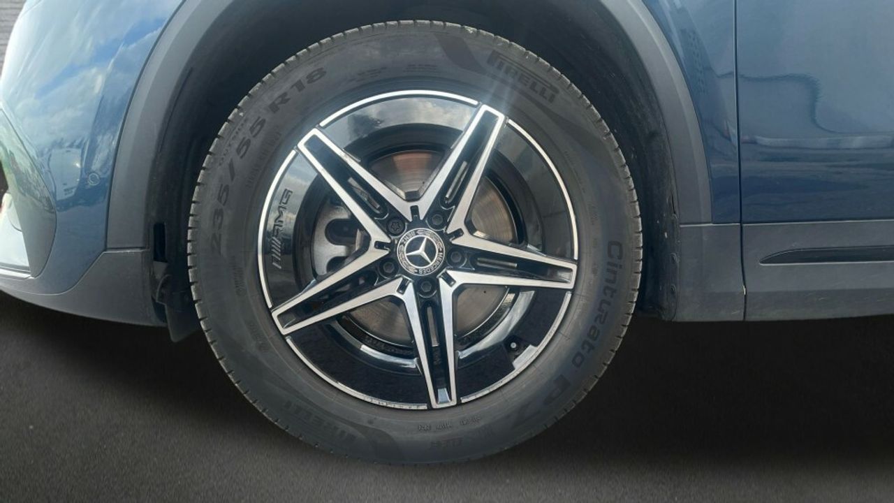 Foto Mercedes-Benz EQA 5