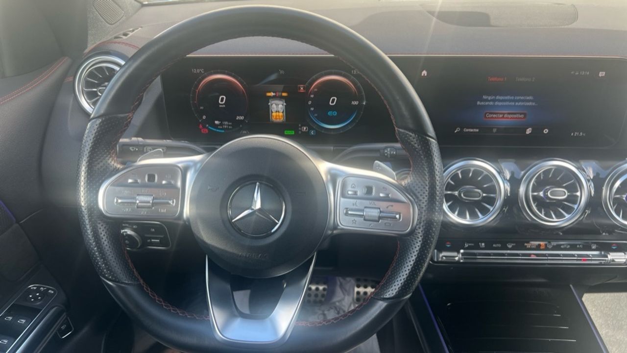 Foto Mercedes-Benz EQA 9