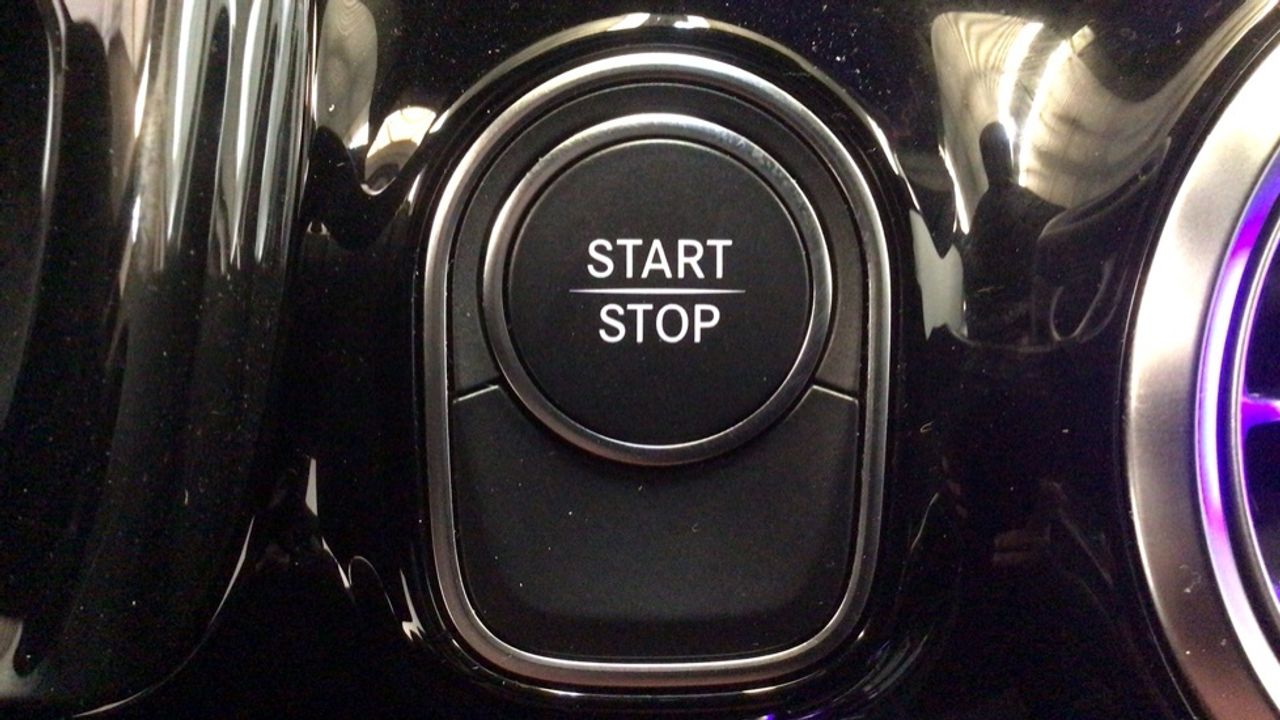 Foto Mercedes-Benz EQA 23
