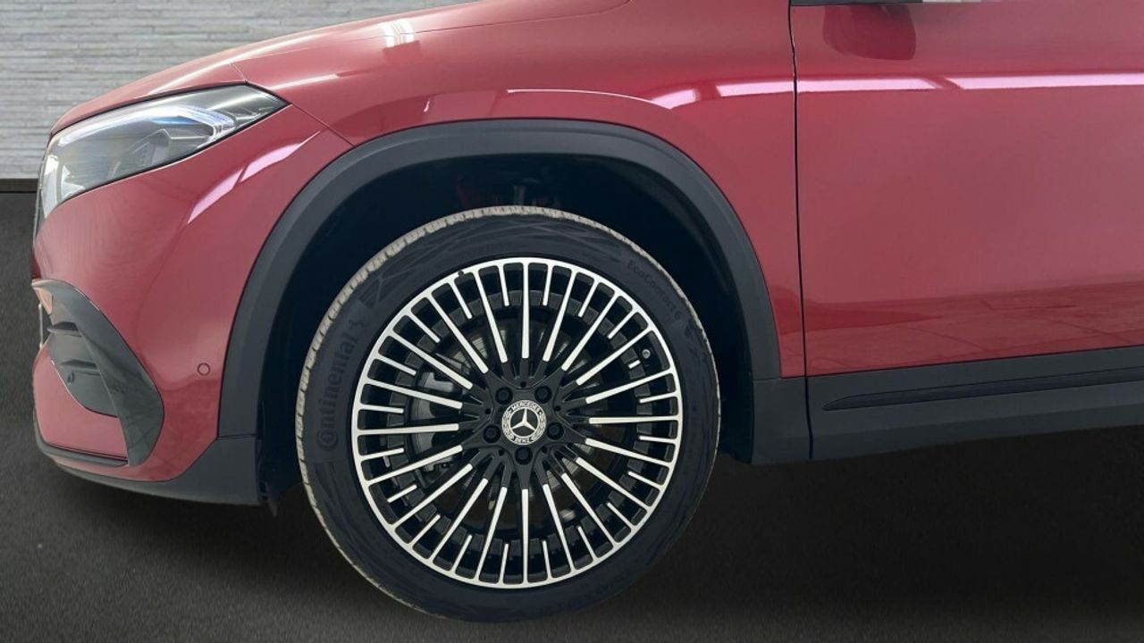 Foto Mercedes-Benz EQA 5