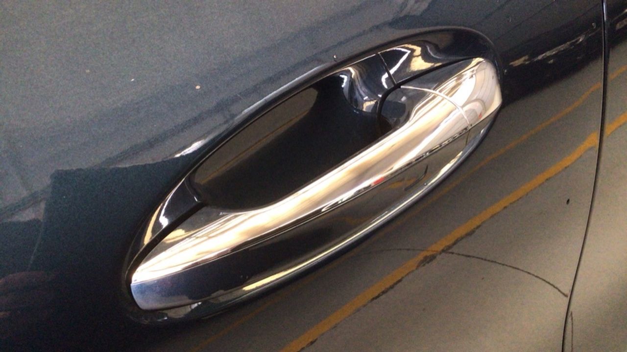 Foto Mercedes-Benz EQA 18