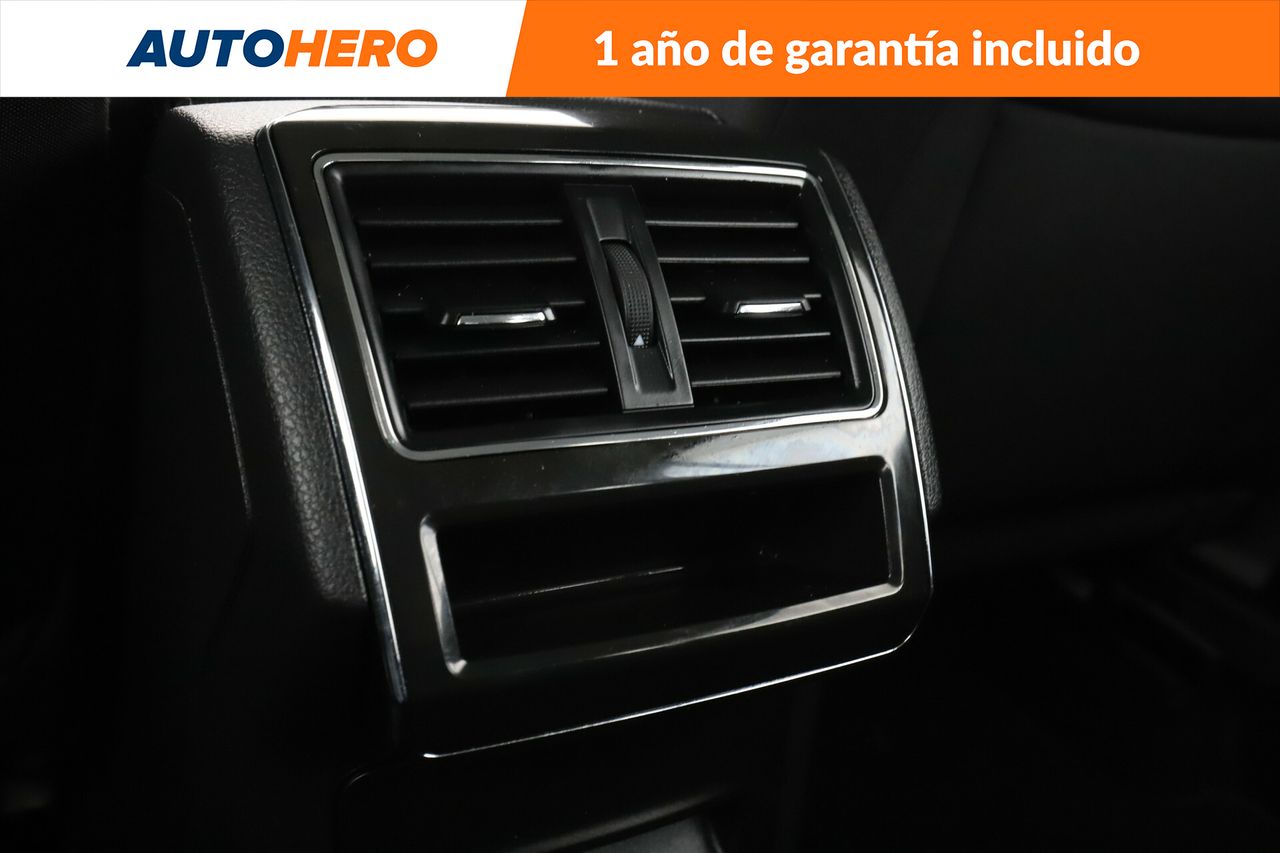 Foto Skoda Superb 33