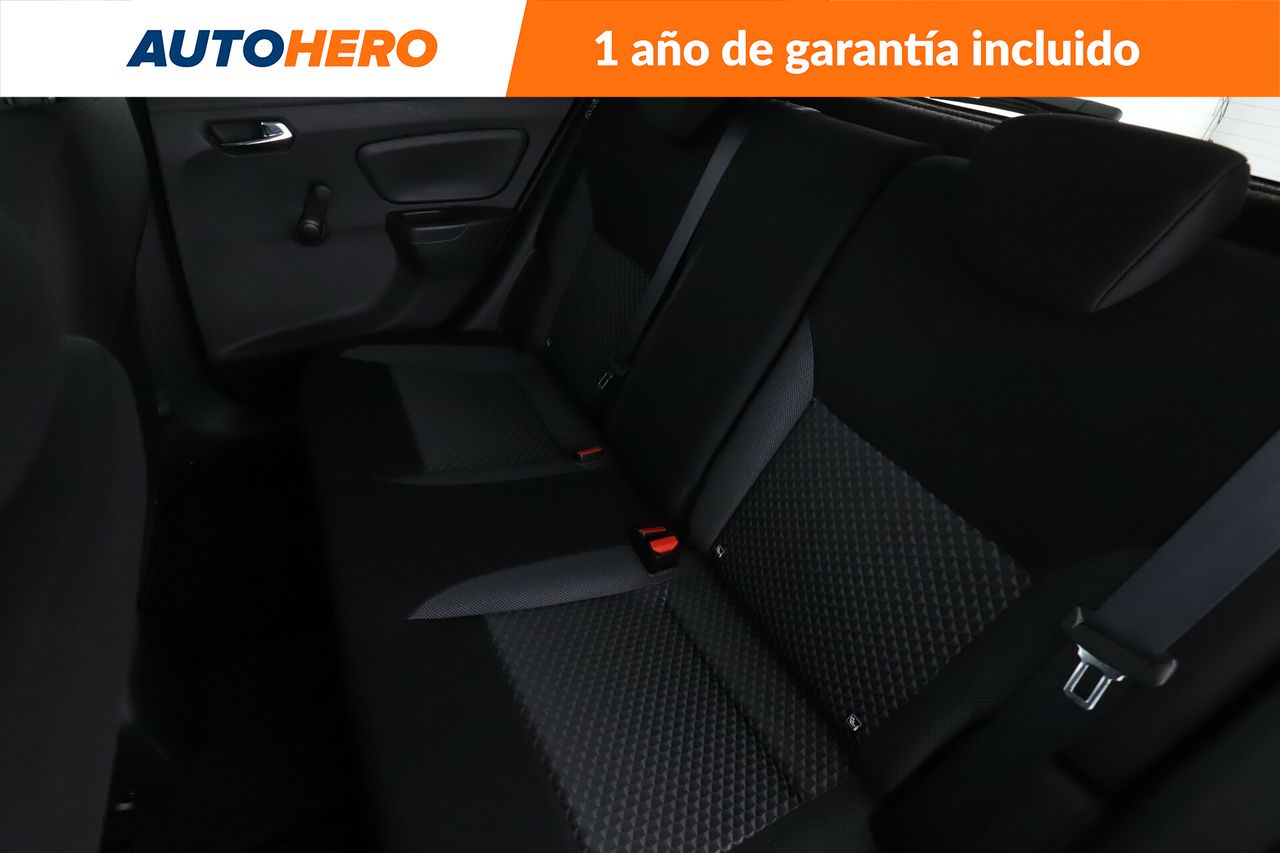 Foto Nissan Micra 14