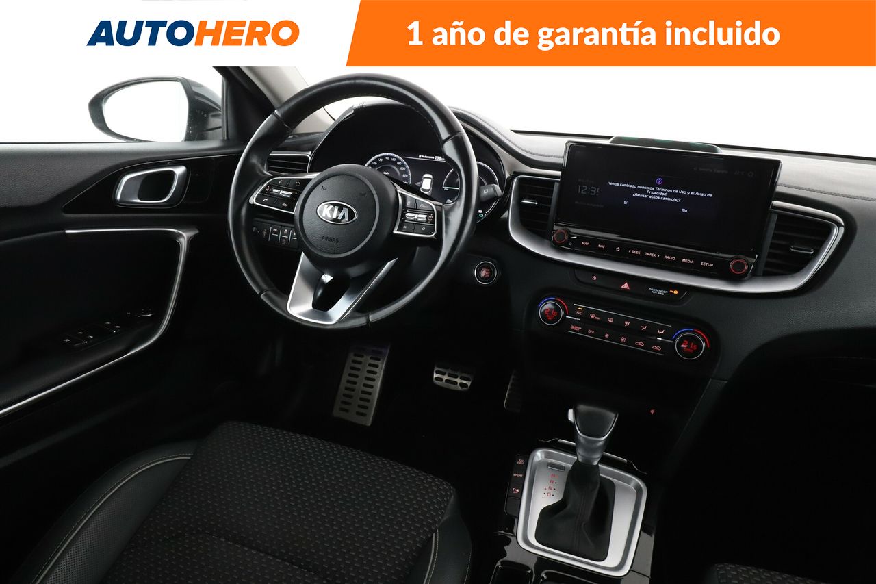 Foto Kia XCeed 13