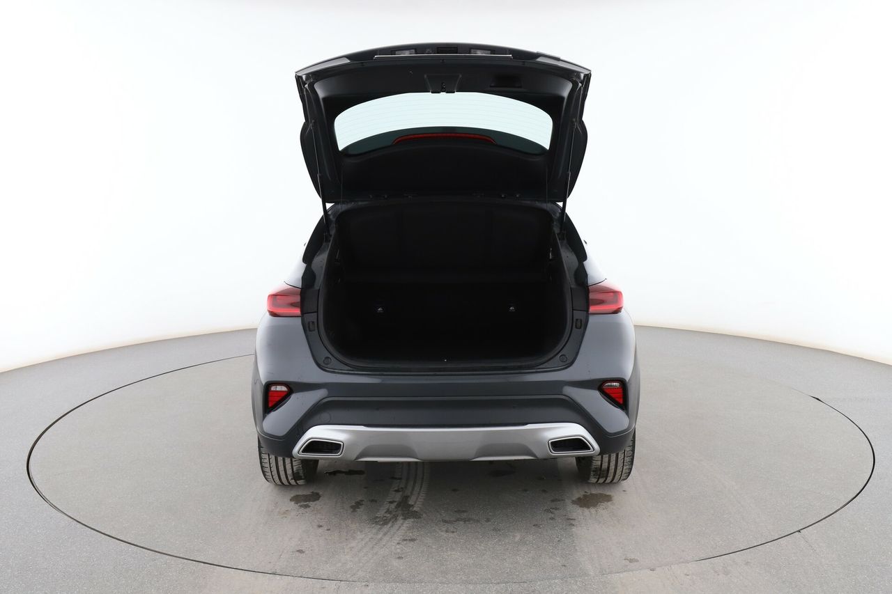 Foto Kia XCeed 16