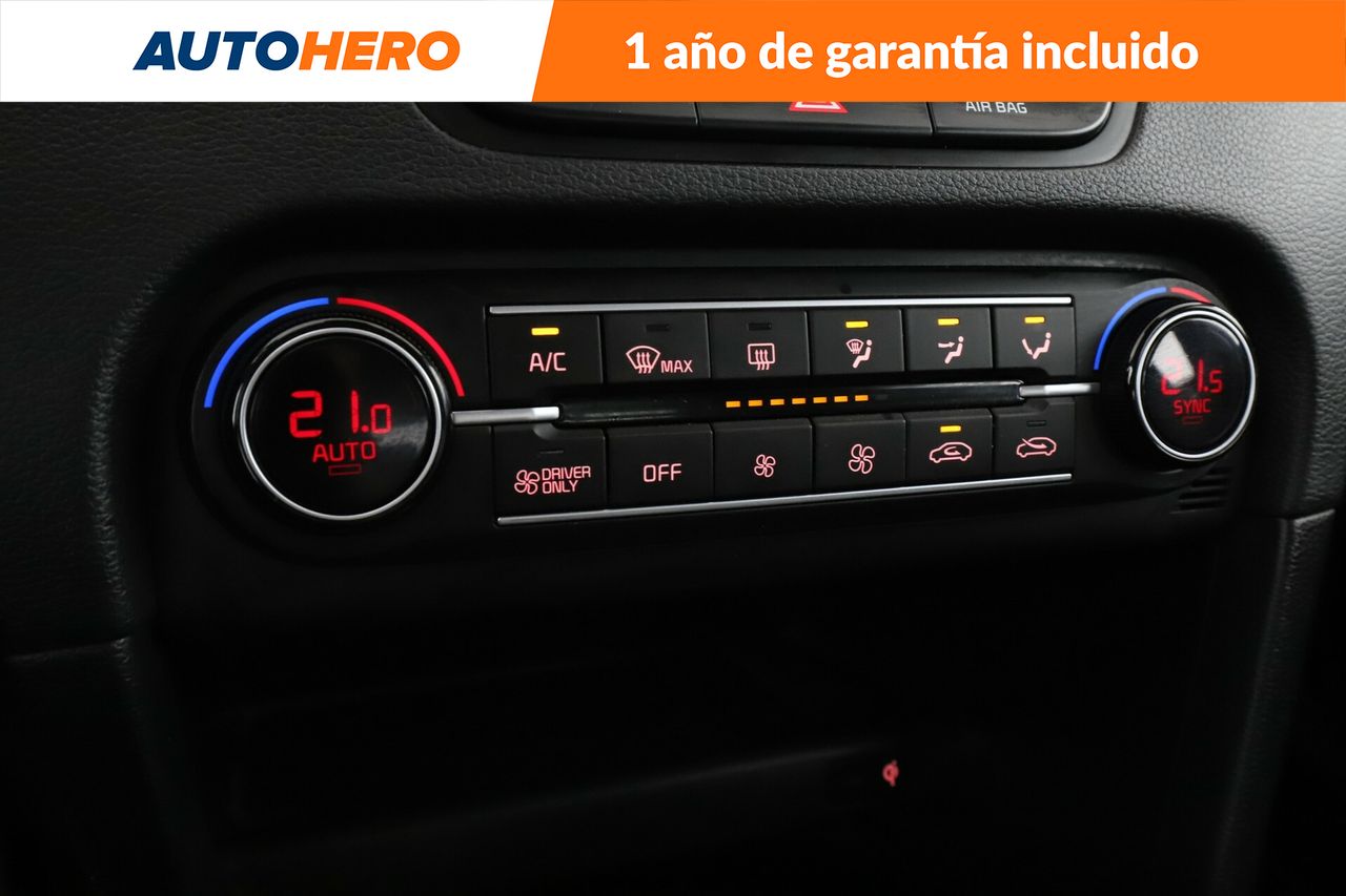 Foto Kia XCeed 22