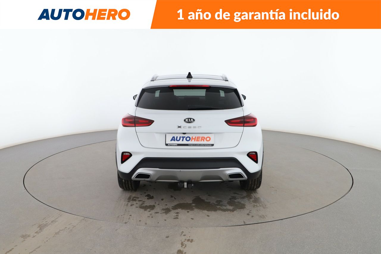 Foto Kia XCeed 4