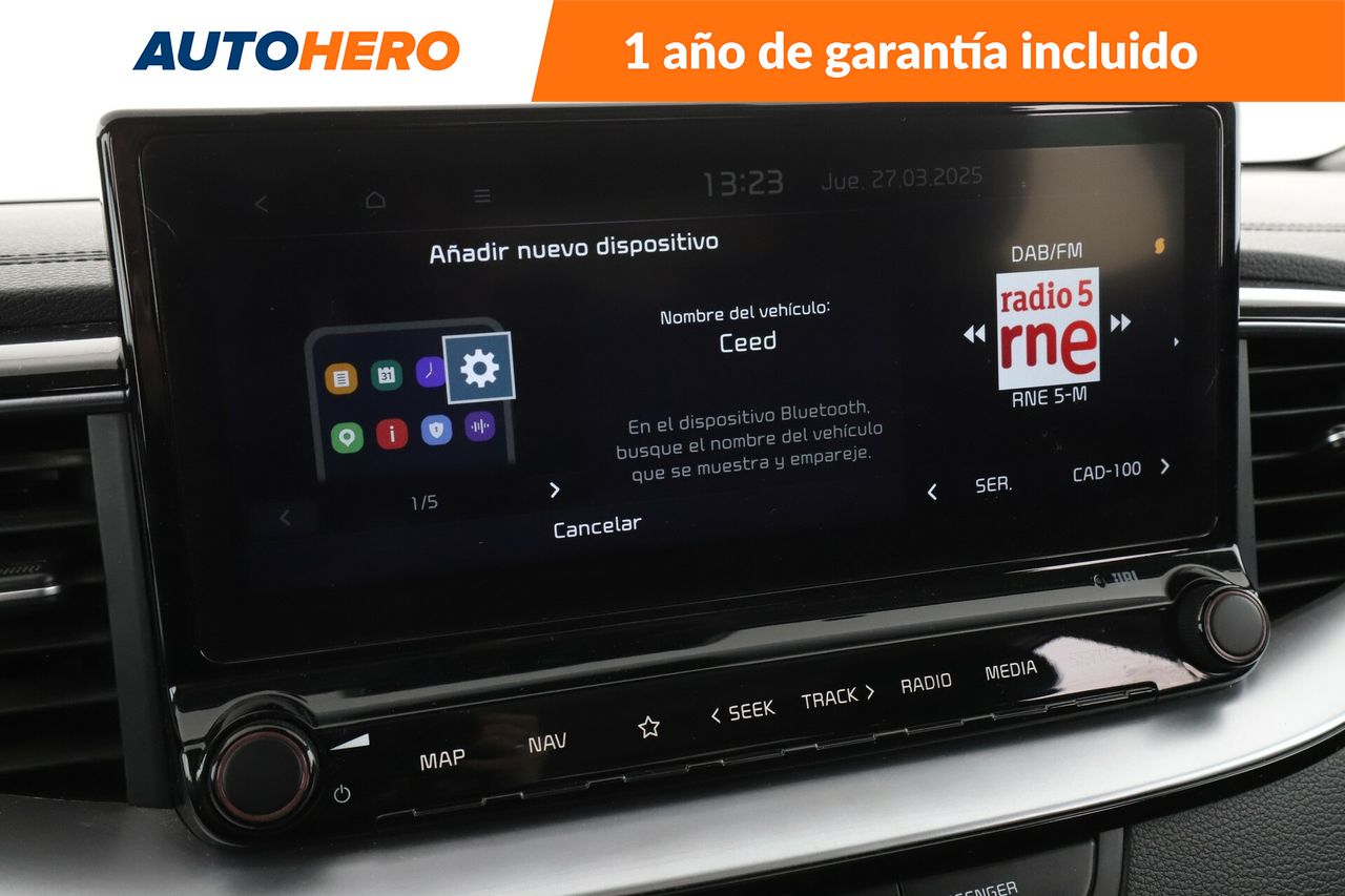 Foto Kia XCeed 31