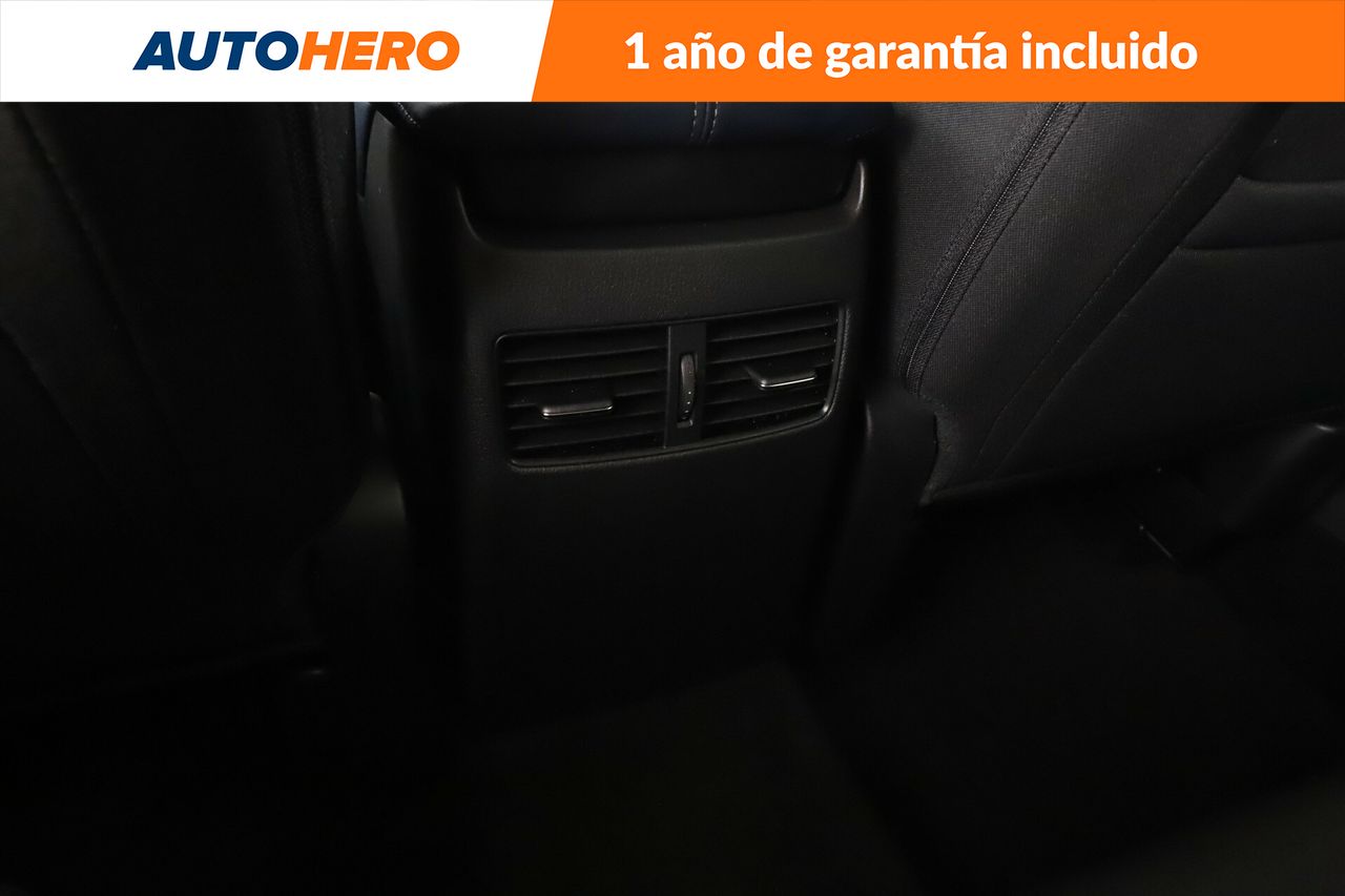 Foto Mazda CX-30 32