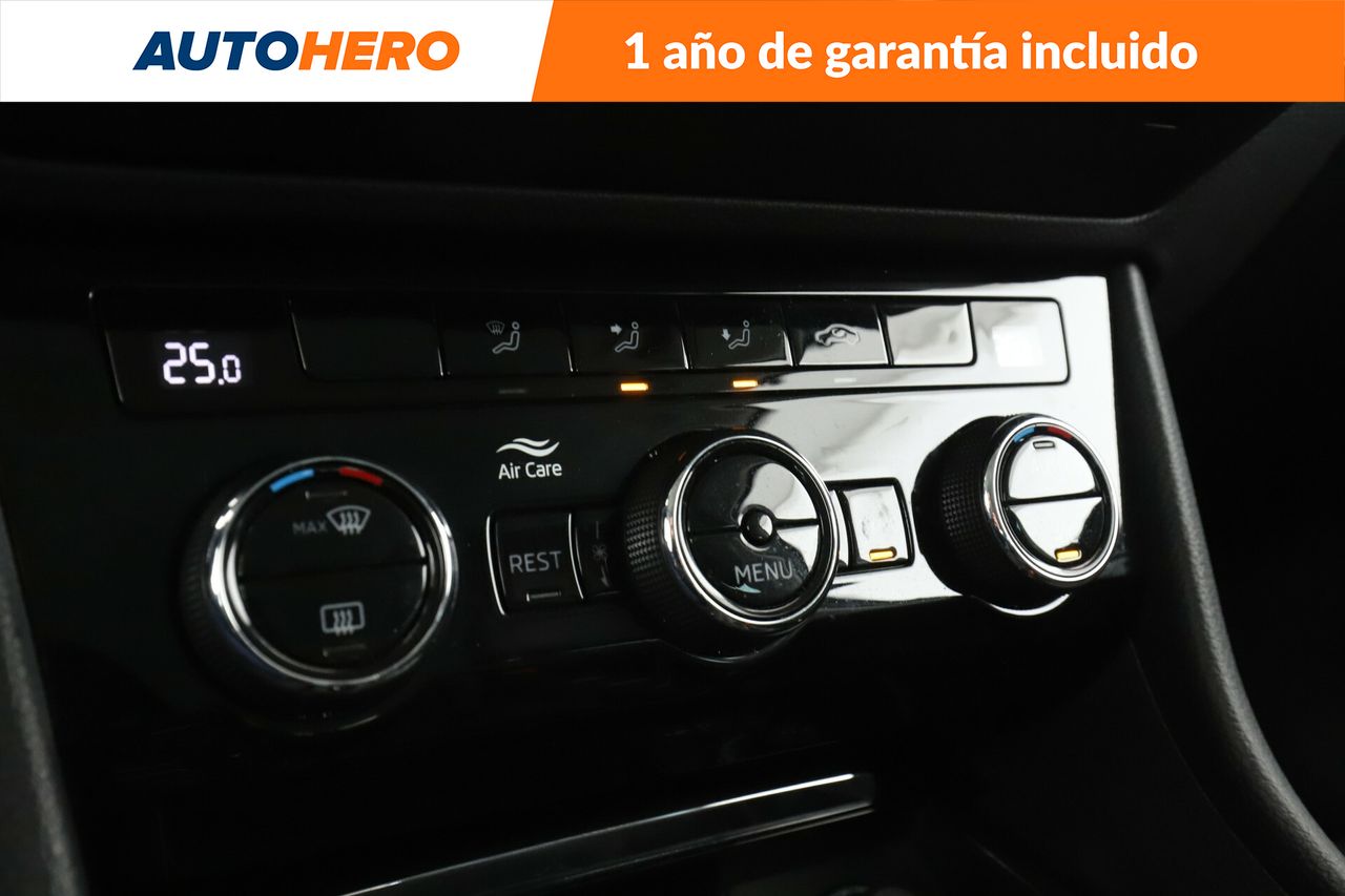 Foto Skoda Superb 27