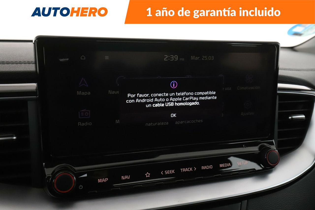 Foto Kia XCeed 24