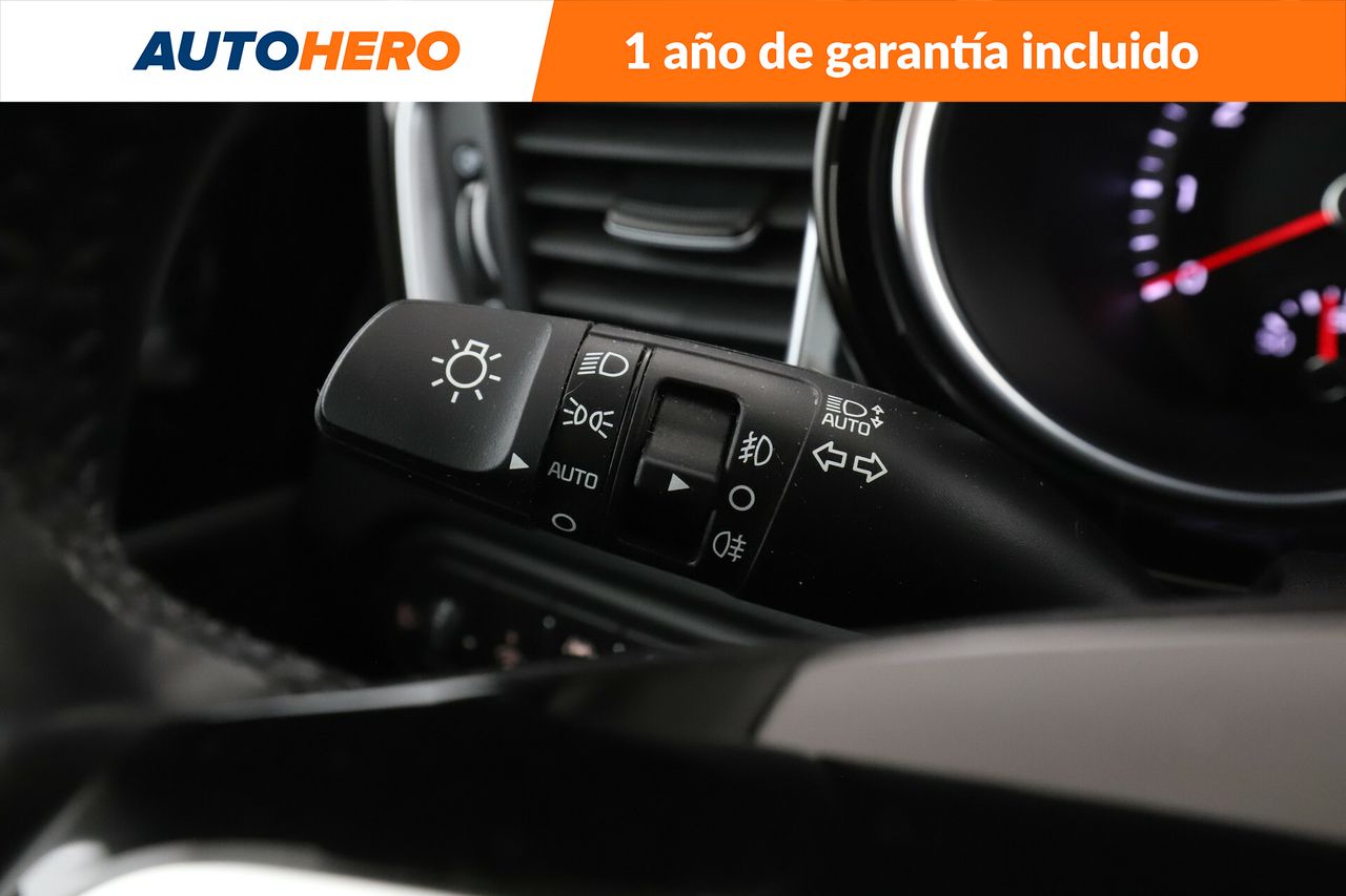 Foto Kia XCeed 29