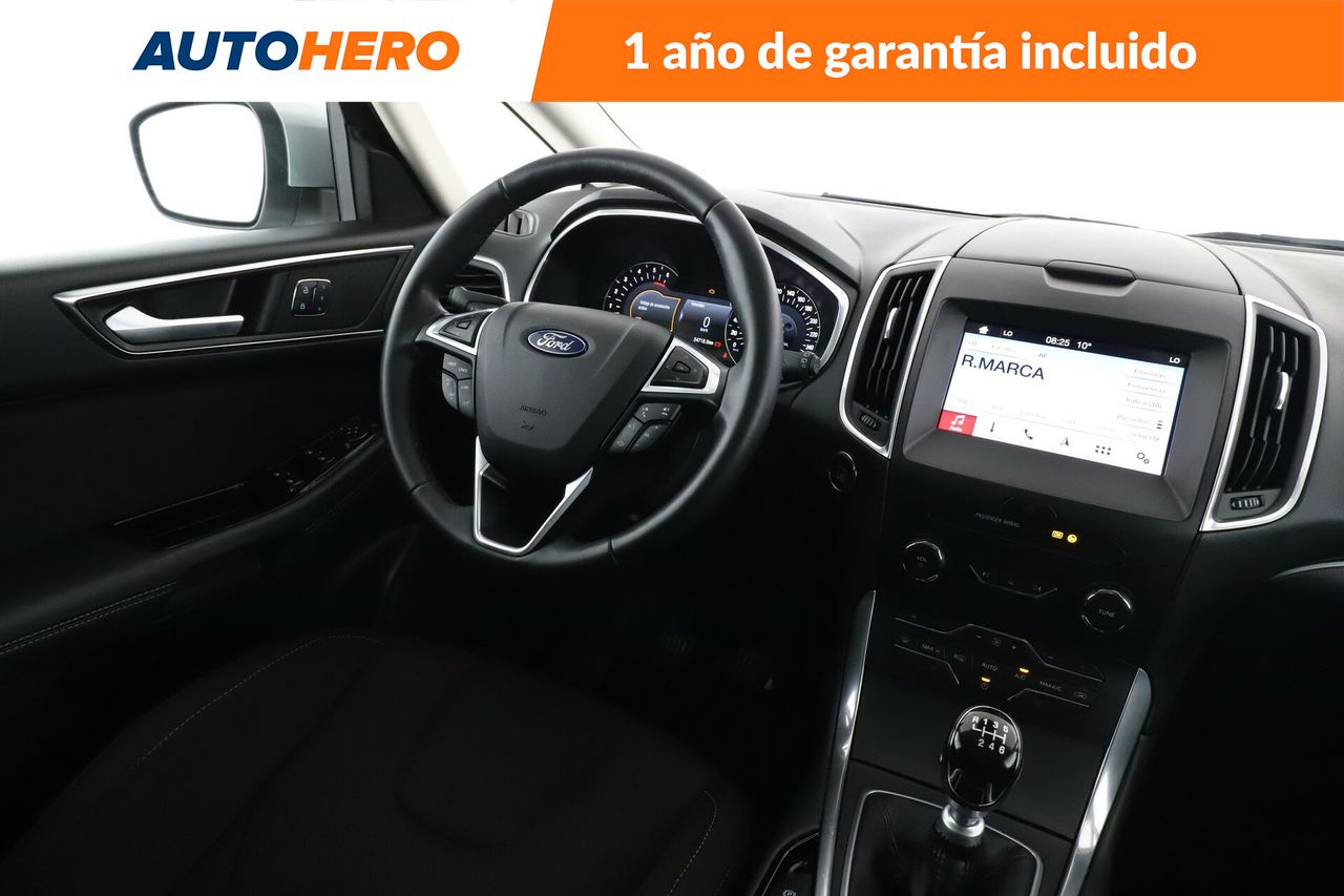 Foto Ford S-Max 13