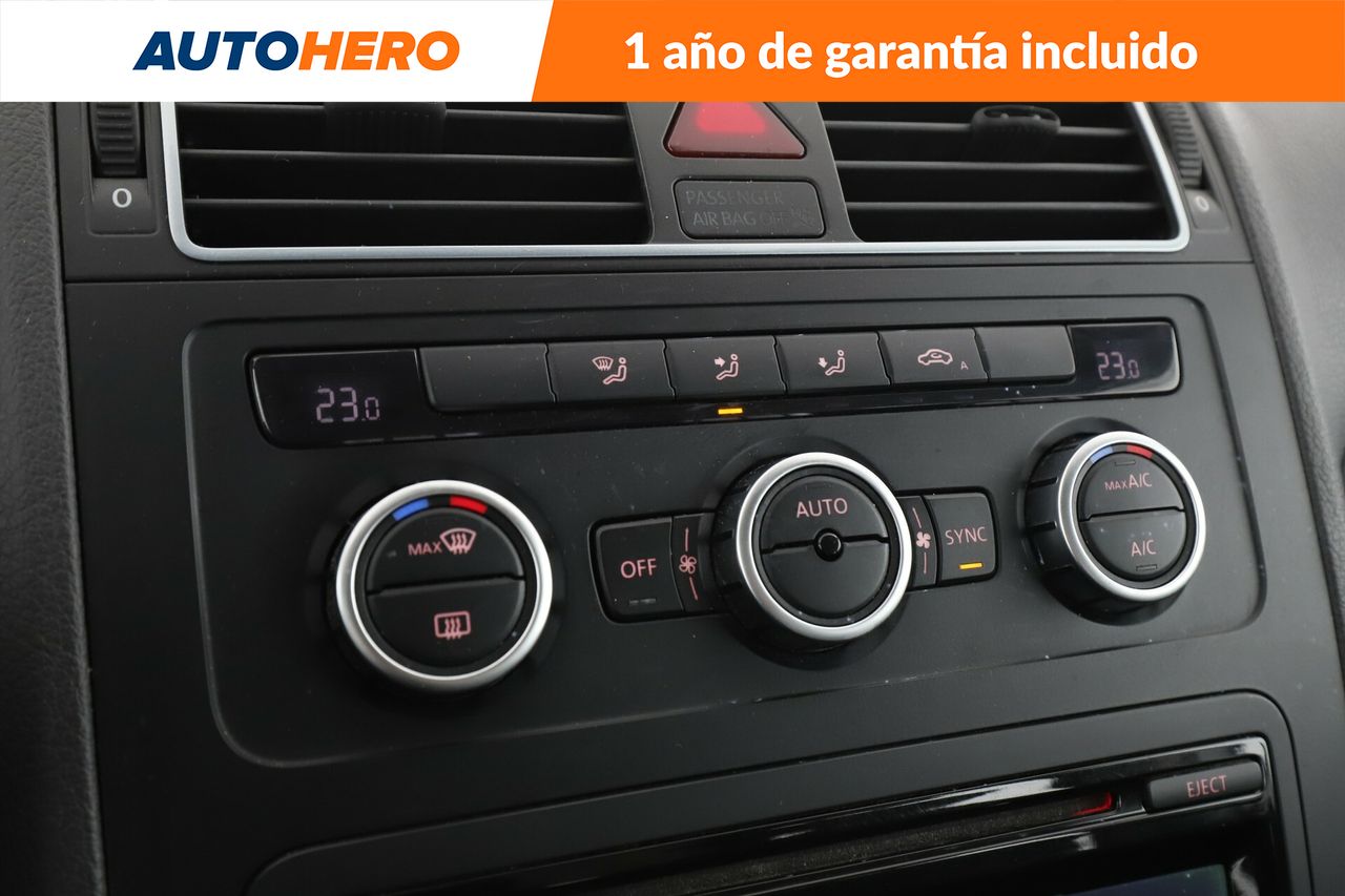 Foto Volkswagen Touran 24