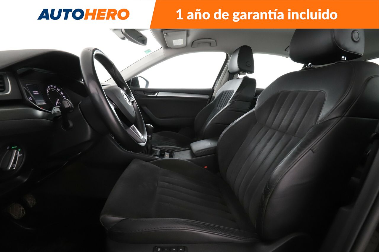 Foto Skoda Superb 10