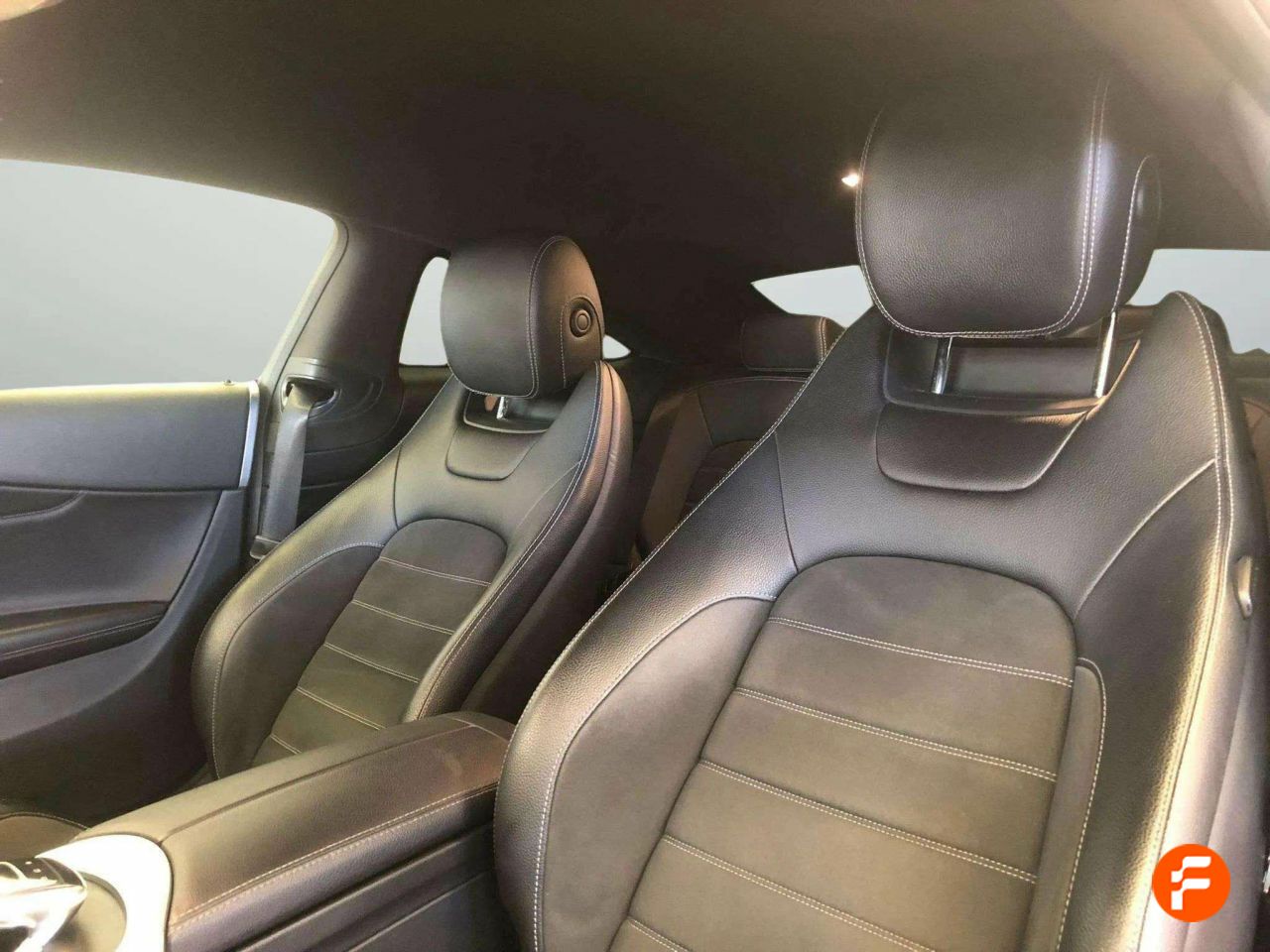 Foto Mercedes-Benz Clase C 15